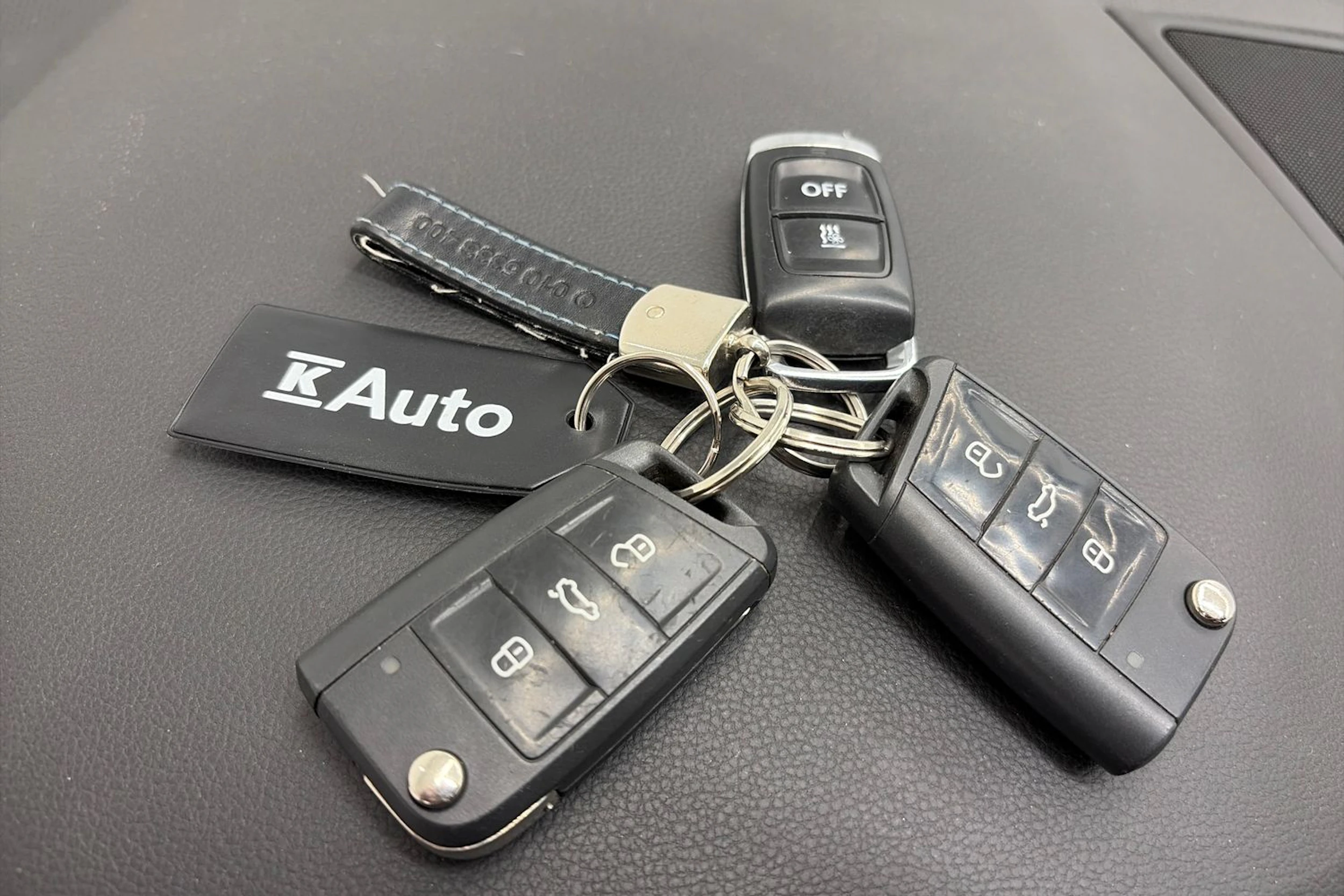 musta Volkswagen Tiguan 2019 kuva 25.