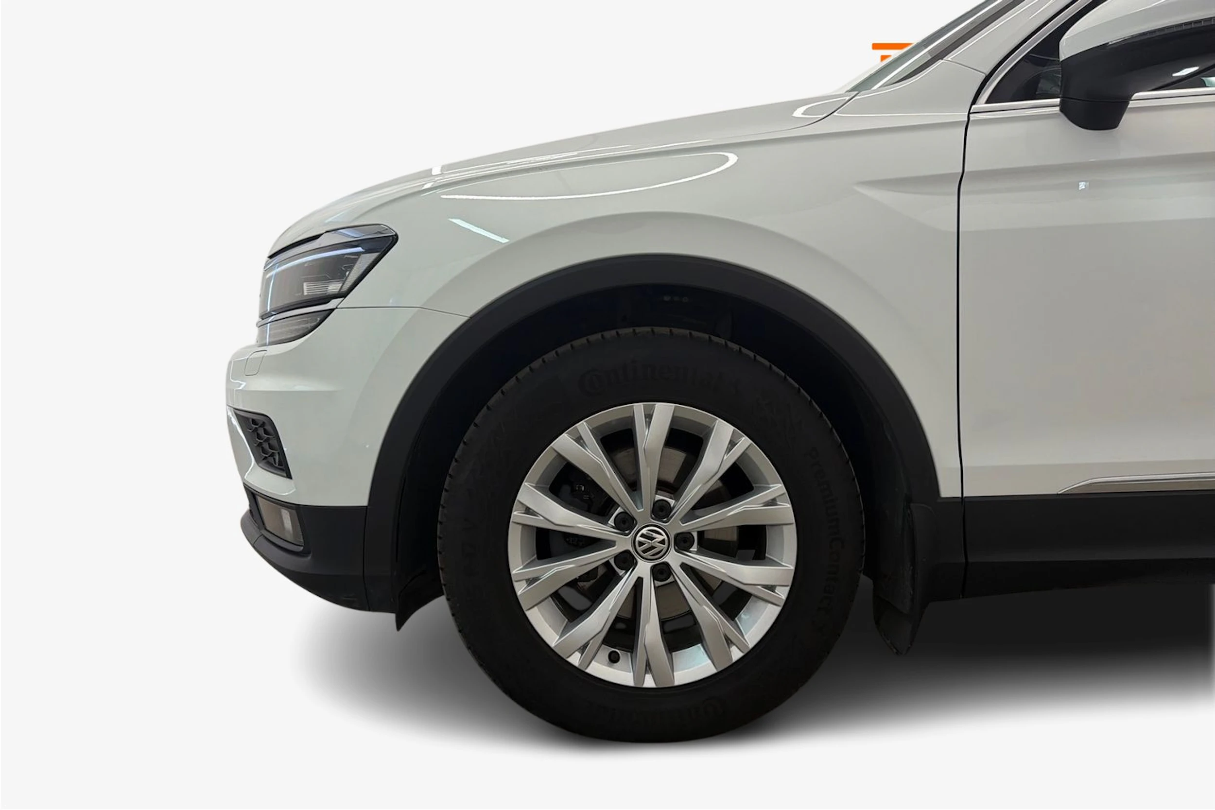 valkoinen Volkswagen Tiguan 2019 kuva 9.