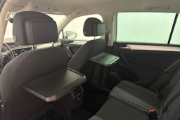 valkoinen Volkswagen Tiguan 2019 kuva 13.