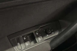 valkoinen Volkswagen Tiguan 2019 kuva 15.