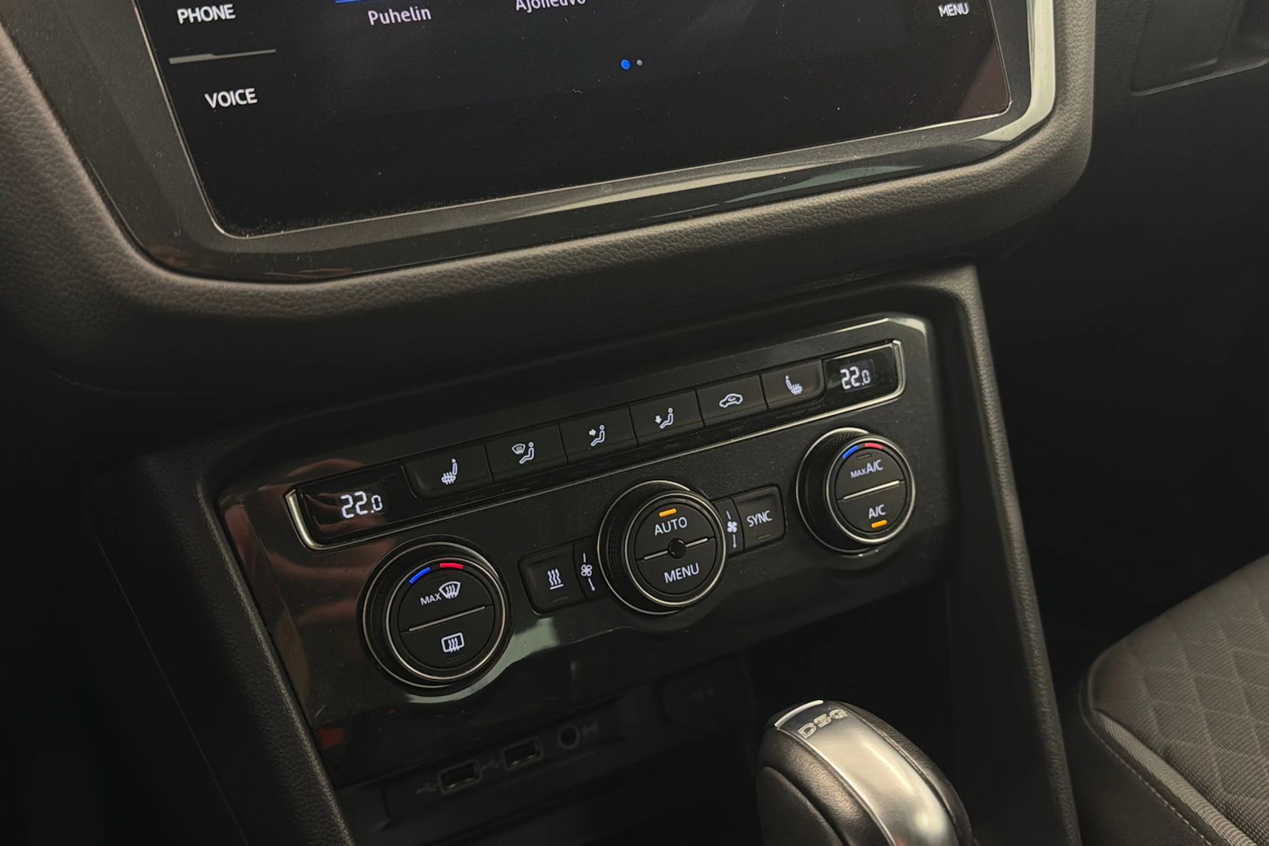 valkoinen Volkswagen Tiguan 2019 kuva 20.