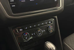 valkoinen Volkswagen Tiguan 2019 kuva 20.