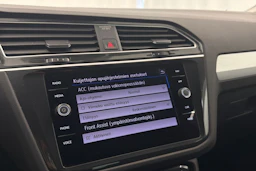 valkoinen Volkswagen Tiguan 2019 kuva 23.
