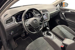 musta Volkswagen Tiguan 2019 kuva 8.