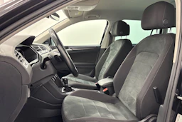 musta Volkswagen Tiguan 2019 kuva 15.