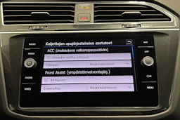 musta Volkswagen Tiguan 2019 kuva 21.