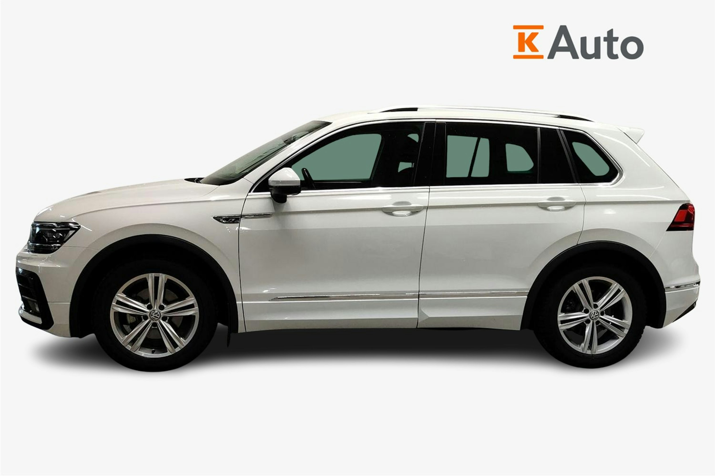 valkoinen Volkswagen Tiguan 2020 kuva 5.