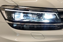 valkoinen Volkswagen Tiguan 2020 kuva 11.