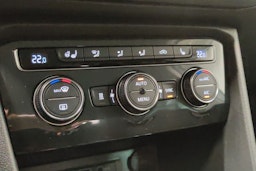 valkoinen Volkswagen Tiguan 2020 kuva 13.