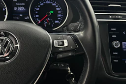 valkoinen Volkswagen Tiguan 2020 kuva 18.