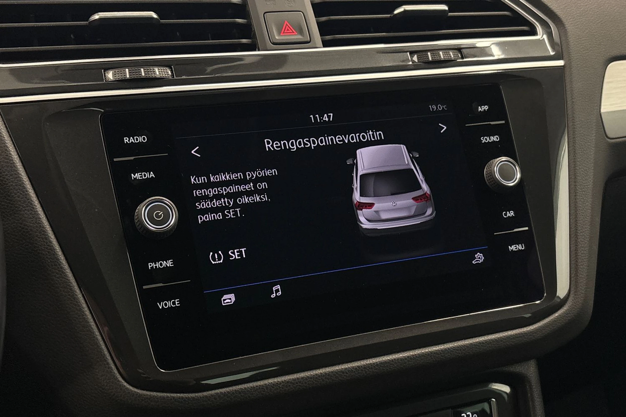 valkoinen Volkswagen Tiguan 2020 kuva 22.