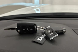 valkoinen Volkswagen Tiguan 2020 kuva 28.