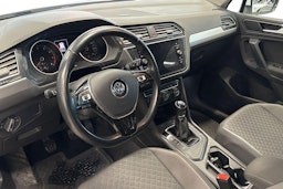 valkoinen Volkswagen Tiguan 2020 kuva 7.