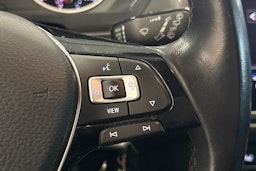 valkoinen Volkswagen Tiguan 2020 kuva 16.