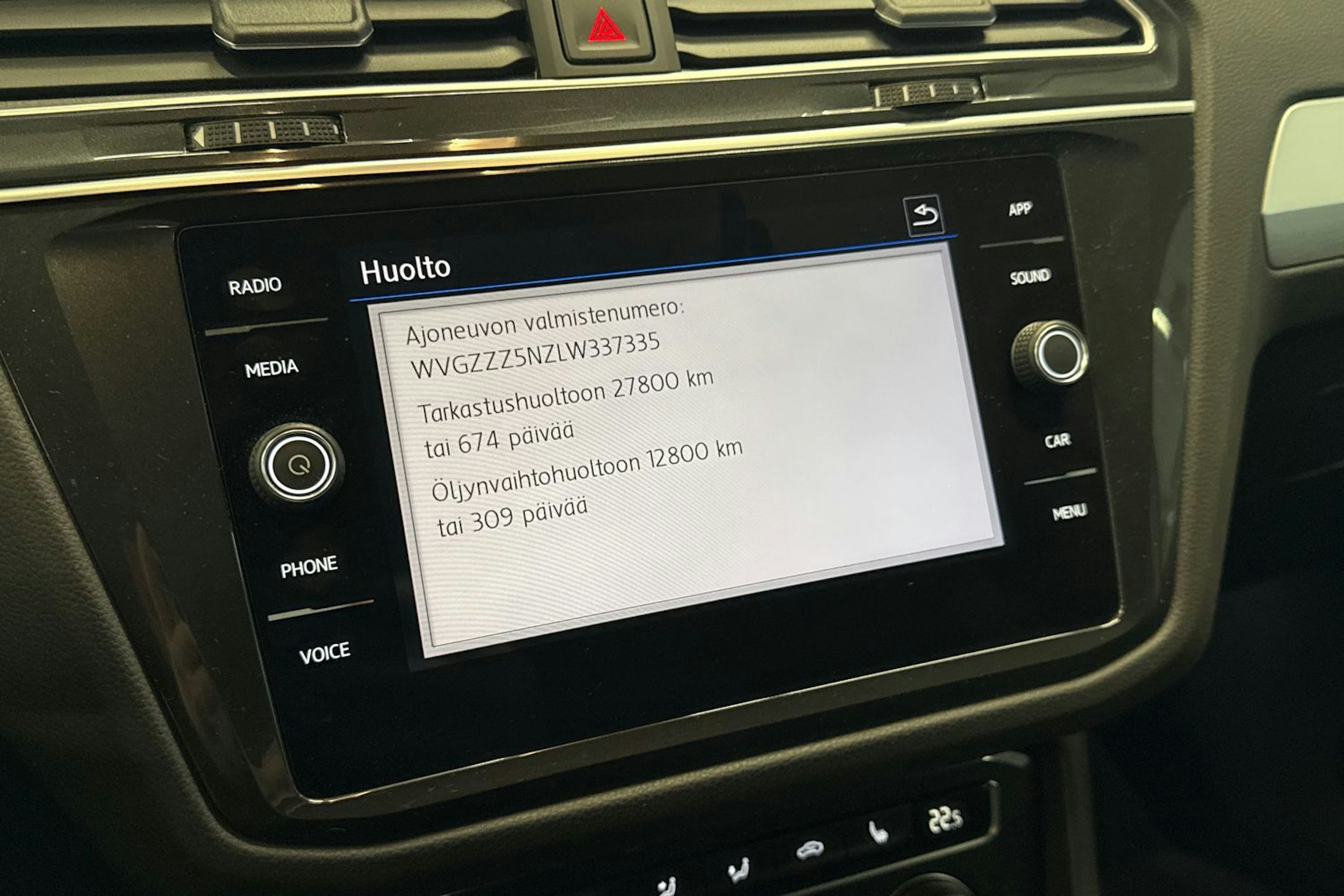 valkoinen Volkswagen Tiguan 2020 kuva 18.