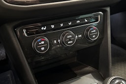 valkoinen Volkswagen Tiguan 2020 kuva 20.