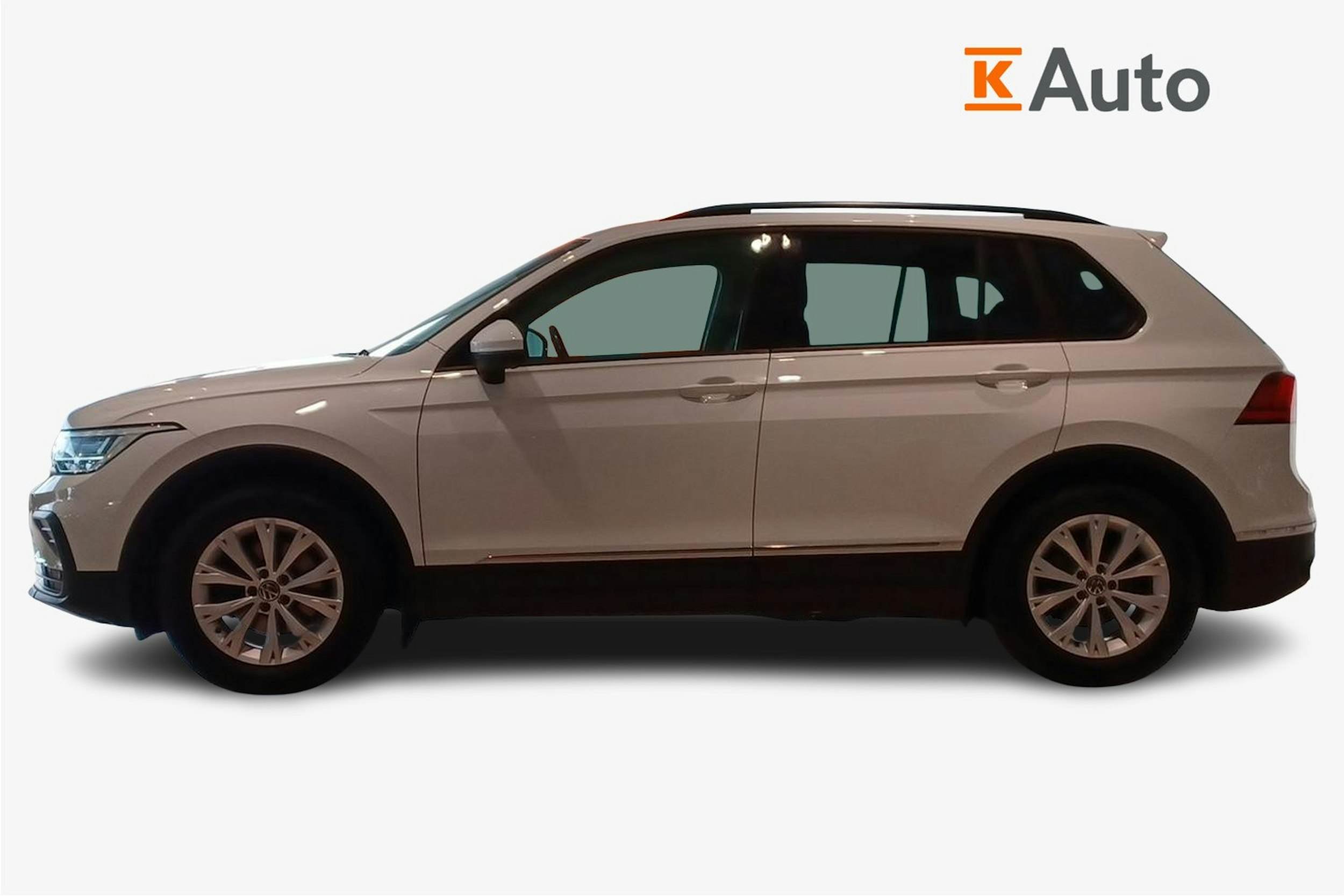 valkoinen Volkswagen Tiguan 2020 kuva 6.