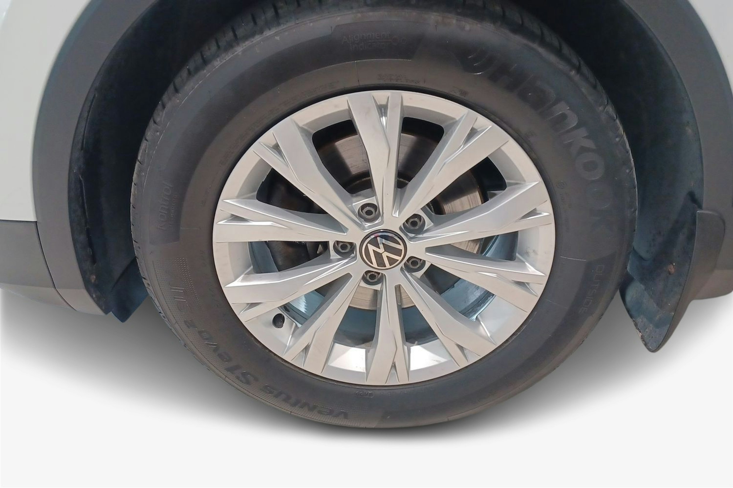valkoinen Volkswagen Tiguan 2020 kuva 11.