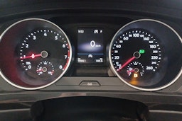 valkoinen Volkswagen Tiguan 2020 kuva 14.