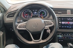 valkoinen Volkswagen Tiguan 2020 kuva 15.