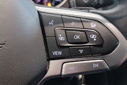 valkoinen Volkswagen Tiguan 2020 kuva 17.