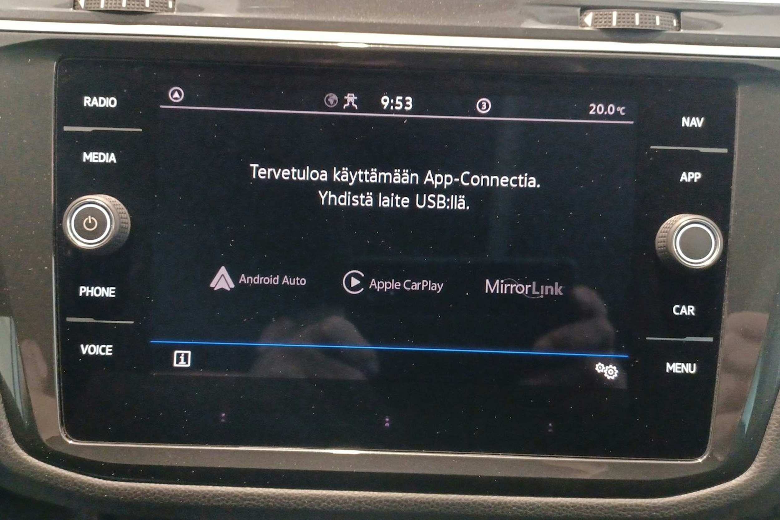 valkoinen Volkswagen Tiguan 2020 kuva 20.