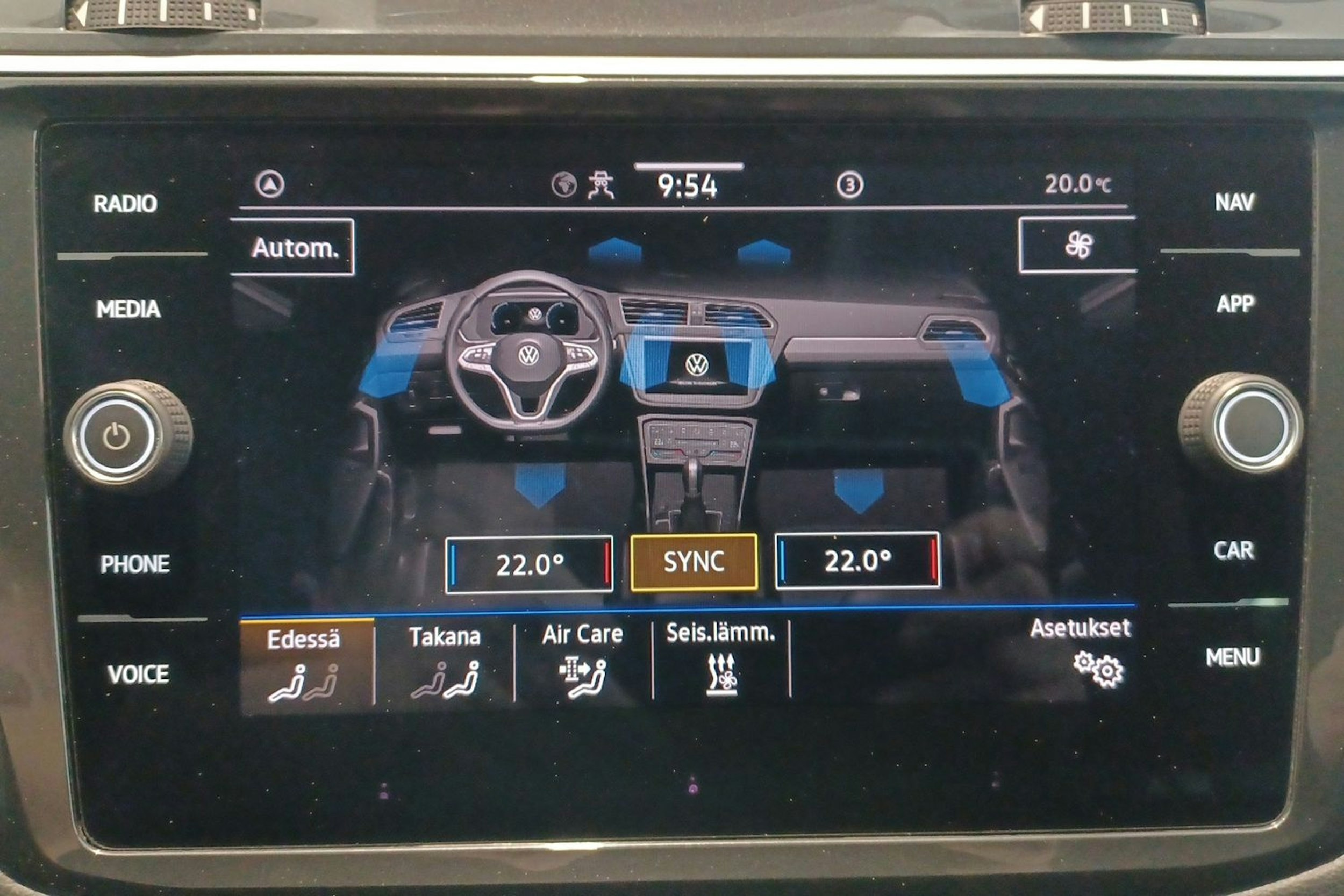 valkoinen Volkswagen Tiguan 2020 kuva 23.