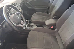 harmaa Volkswagen Tiguan 2020 kuva 6.