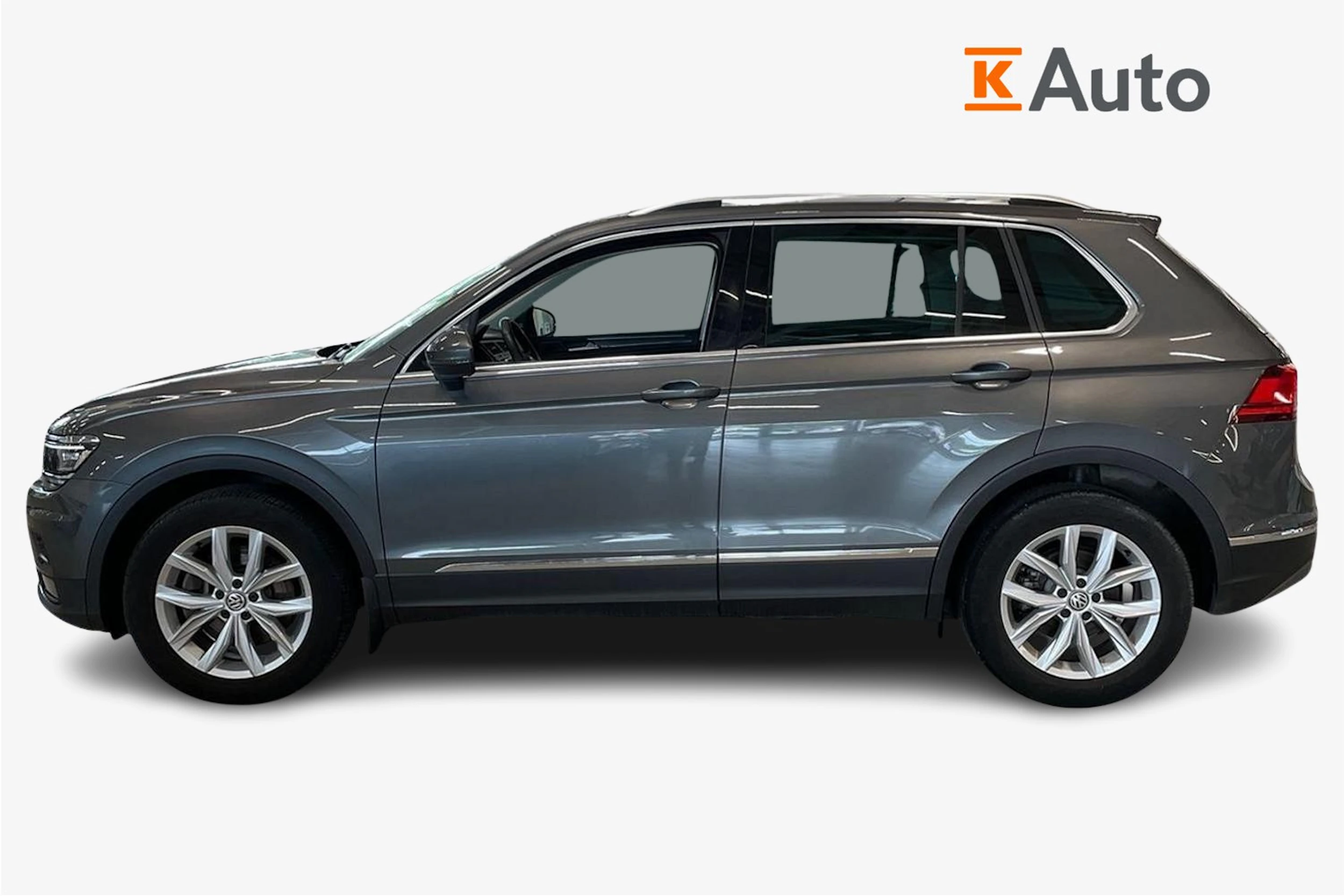 harmaa Volkswagen Tiguan 2020 kuva 5.