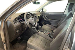 harmaa Volkswagen Tiguan 2020 kuva 6.