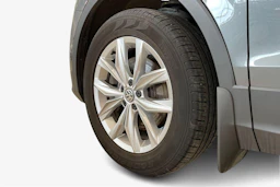 harmaa Volkswagen Tiguan 2020 kuva 9.