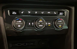 harmaa Volkswagen Tiguan 2020 kuva 25.