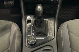 harmaa Volkswagen Tiguan 2020 kuva 26.