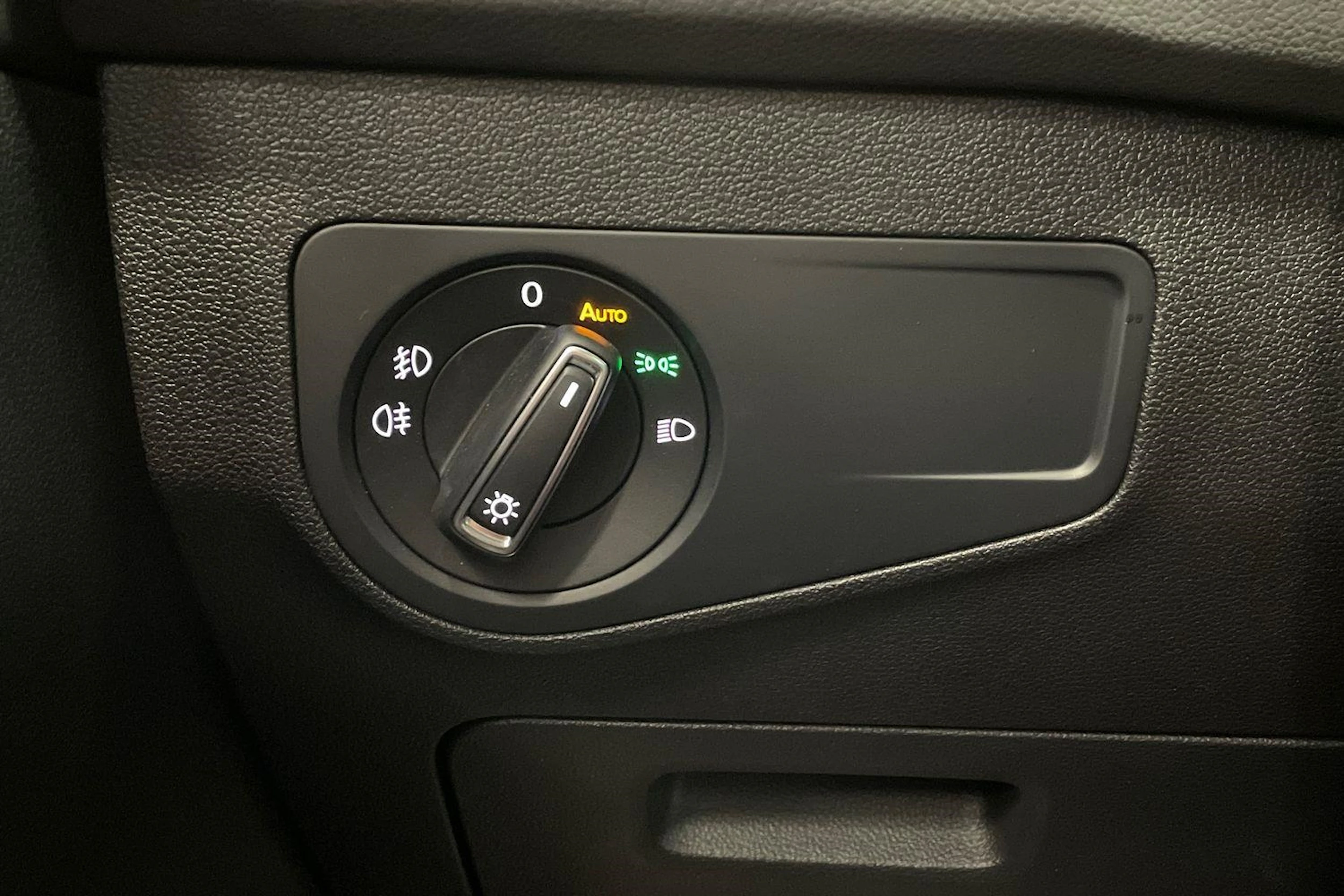 harmaa Volkswagen Tiguan 2020 kuva 27.