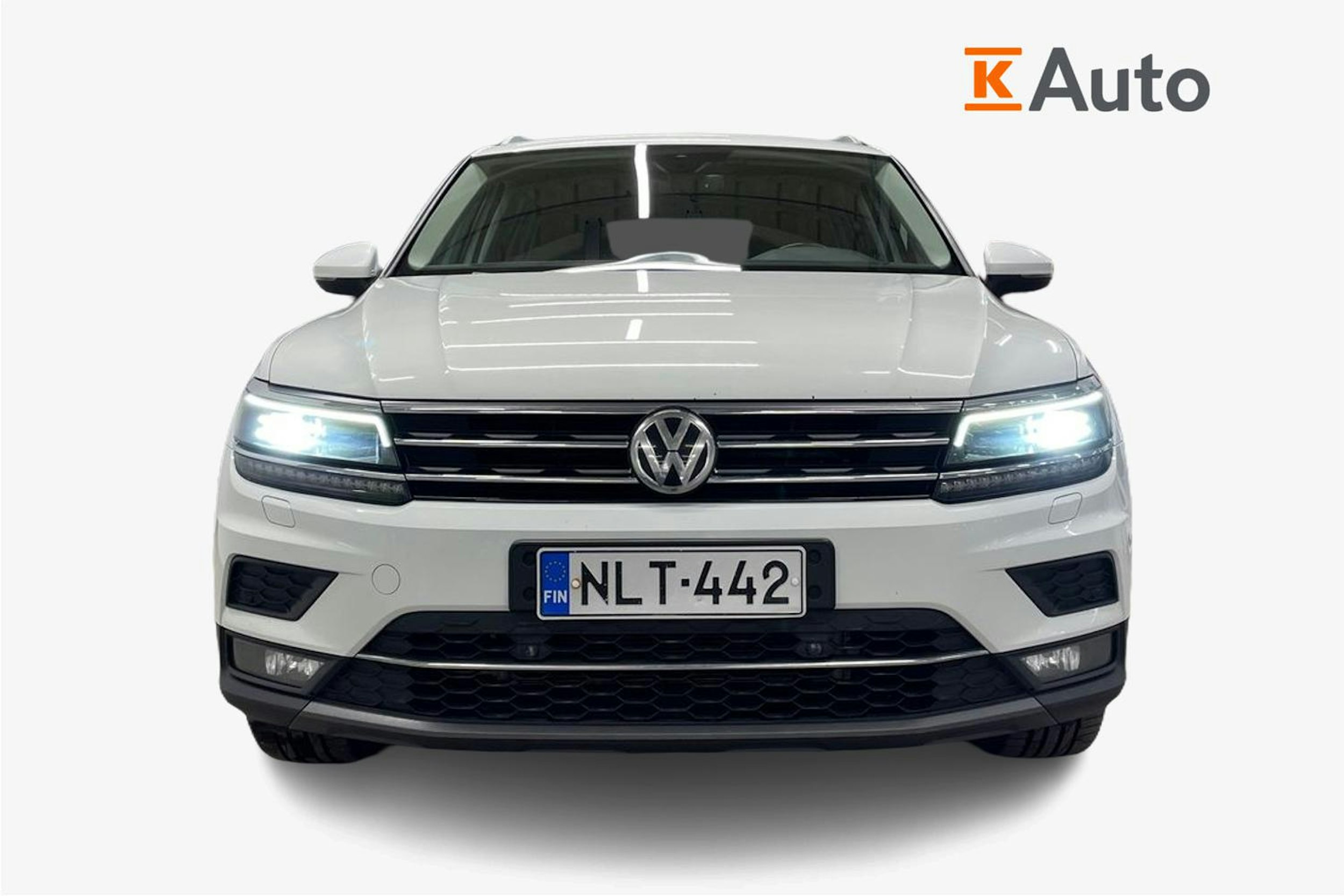 valkoinen Volkswagen Tiguan 2020 kuva 5.