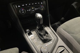 valkoinen Volkswagen Tiguan 2020 kuva 22.