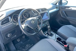 sininen Volkswagen Tiguan 2020 kuva 3.