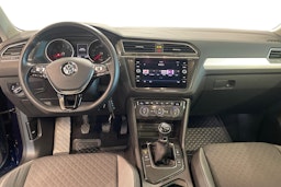 sininen Volkswagen Tiguan 2020 kuva 9.