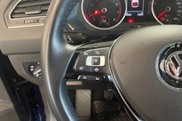 sininen Volkswagen Tiguan 2020 kuva 17.