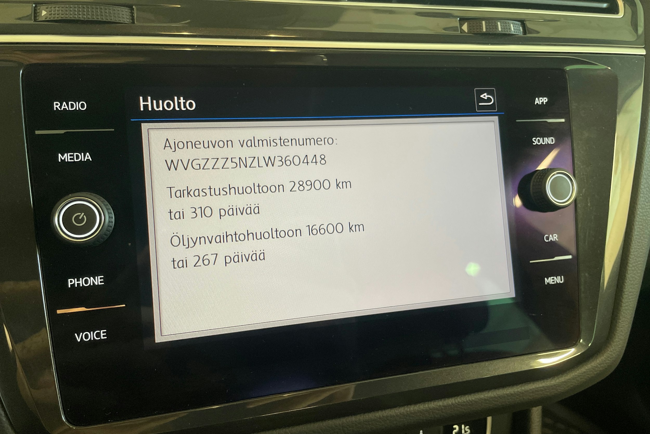 sininen Volkswagen Tiguan 2020 kuva 21.