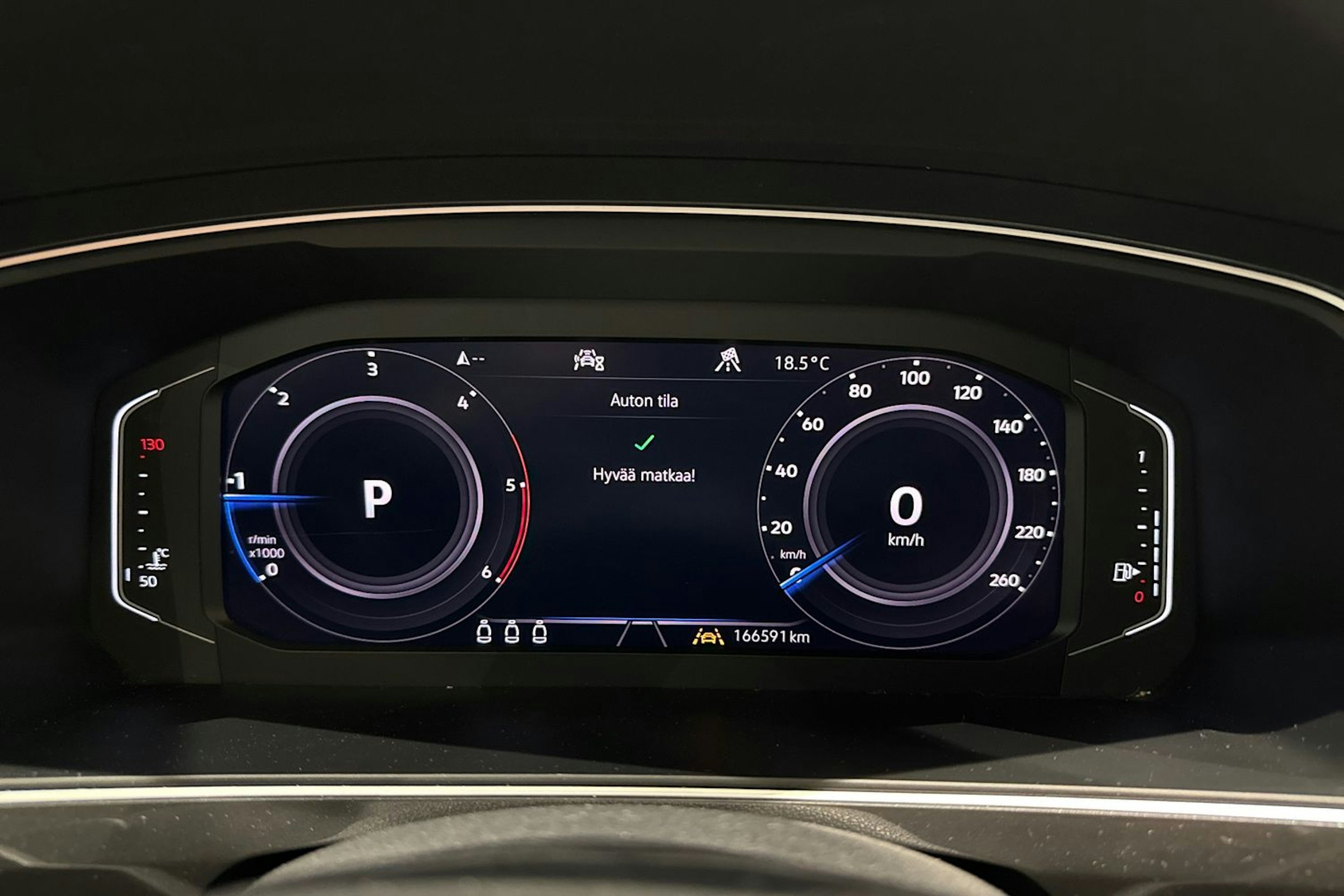 valkoinen Volkswagen Tiguan 2020 kuva 20.