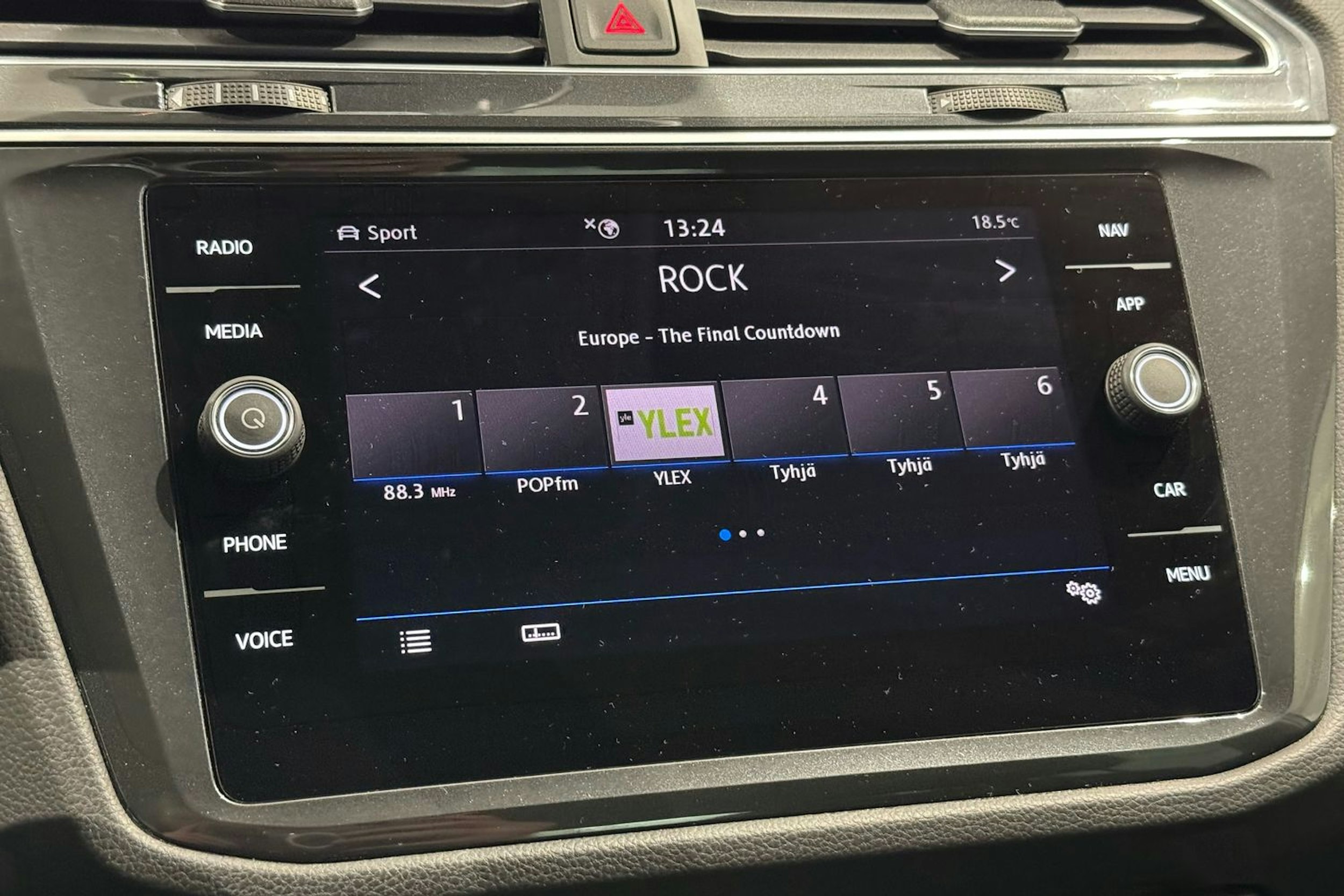 valkoinen Volkswagen Tiguan 2020 kuva 21.