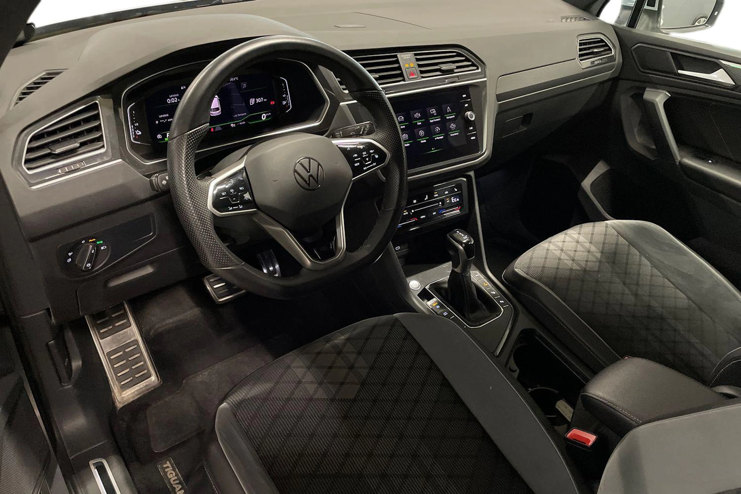 hopea Volkswagen Tiguan 2021 kuva 6.