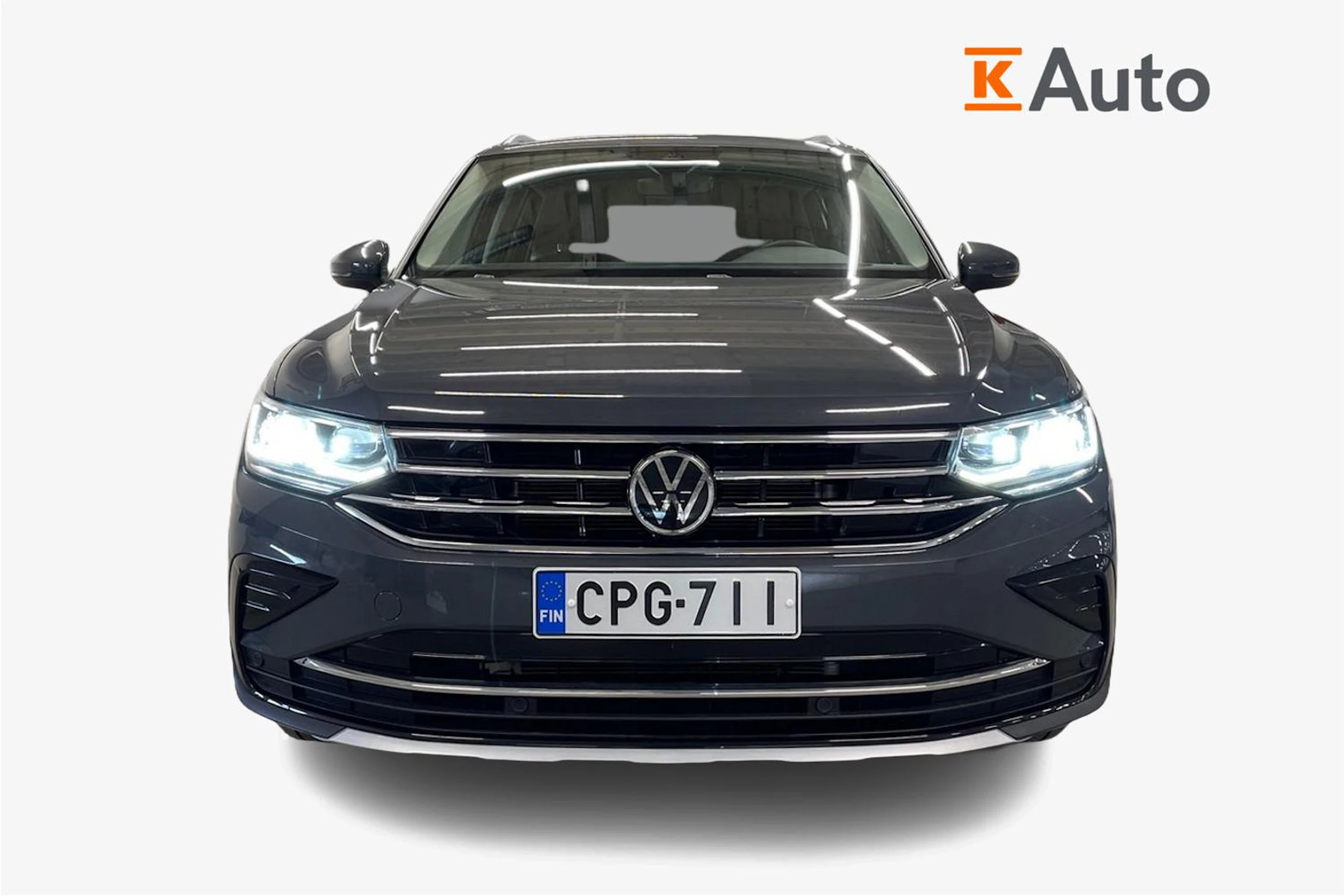 harmaa Volkswagen Tiguan 2021 kuva 5.