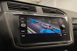 harmaa Volkswagen Tiguan 2021 kuva 20.