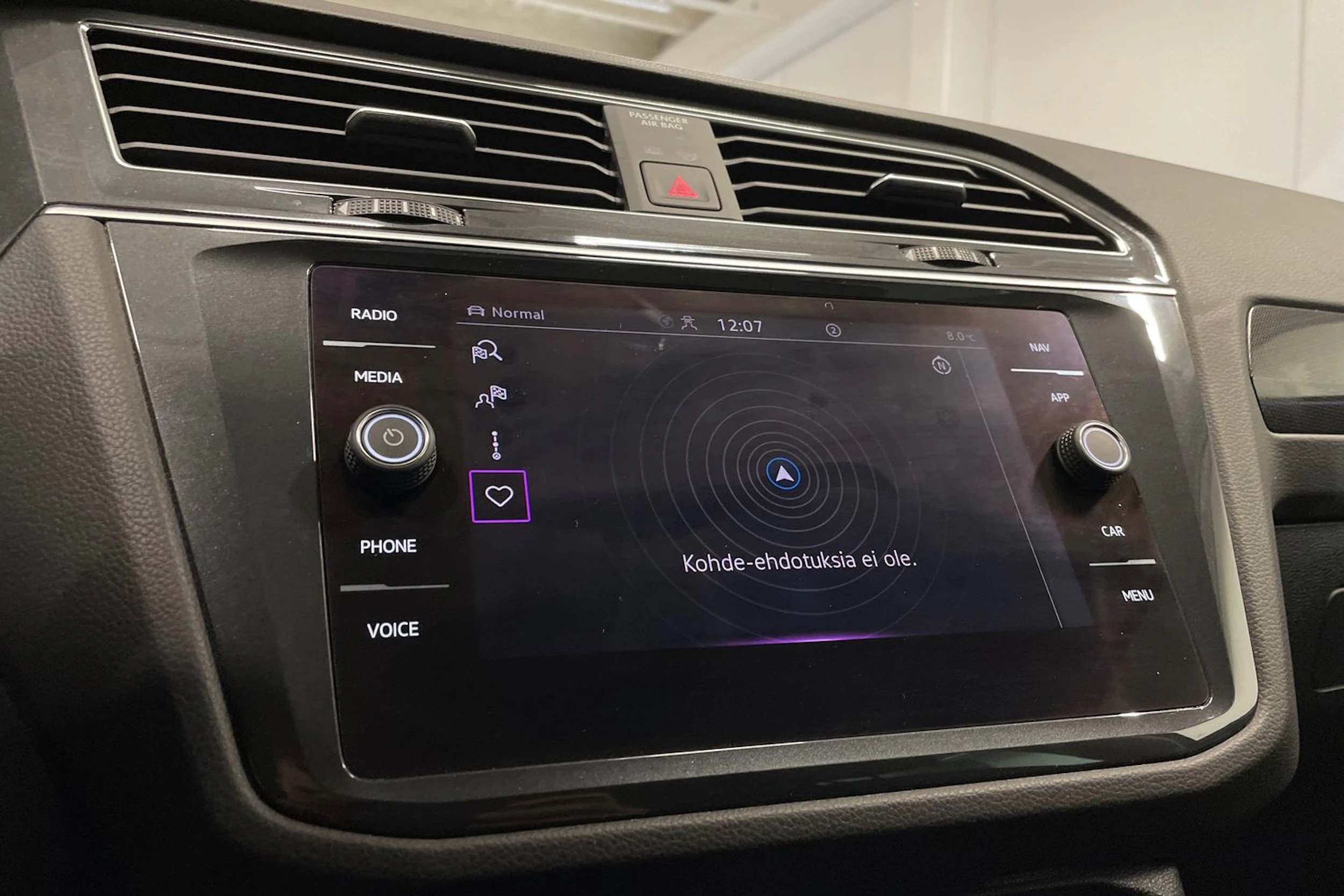 harmaa Volkswagen Tiguan 2021 kuva 21.