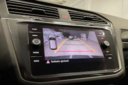harmaa Volkswagen Tiguan 2021 kuva 22.