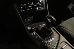 harmaa Volkswagen Tiguan 2021 kuva 23.