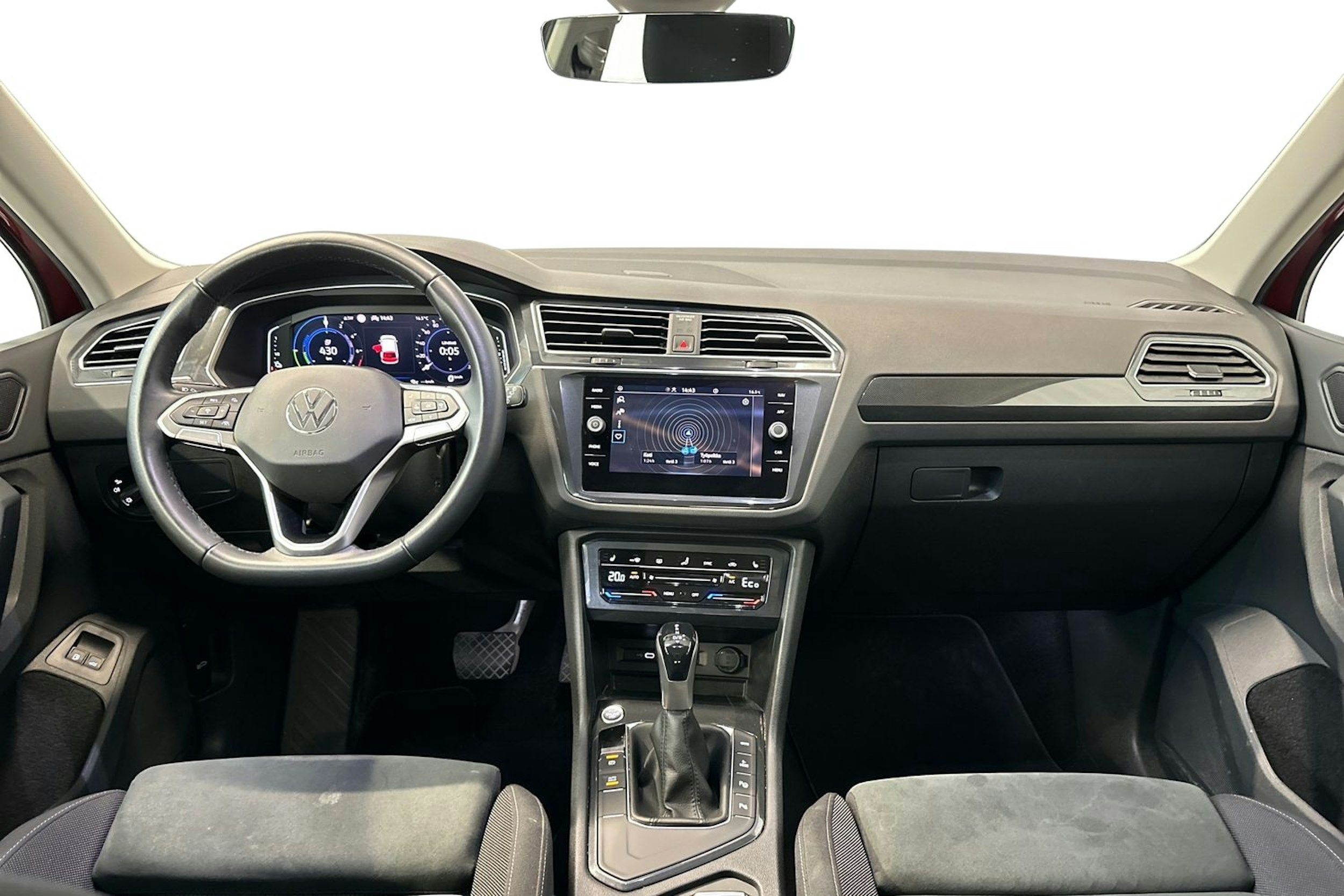 met. punainen Volkswagen Tiguan 2021 kuva 9.
