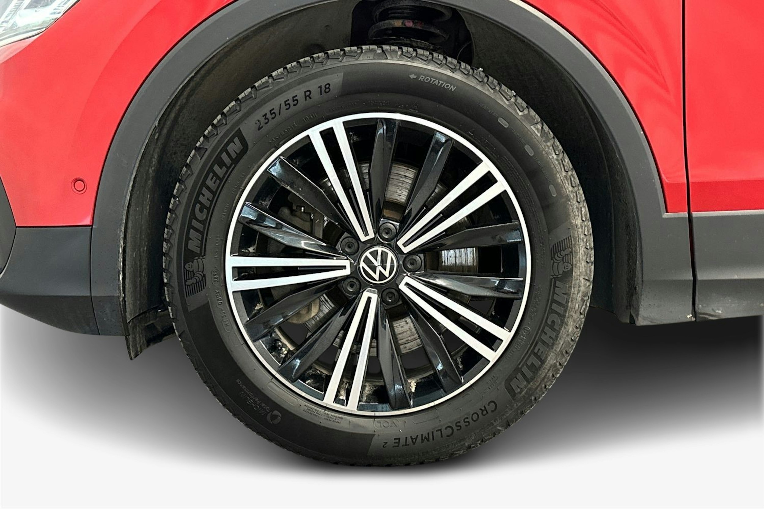 met. punainen Volkswagen Tiguan 2021 kuva 11.